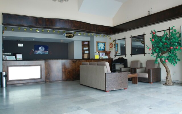 DE LA Hotel