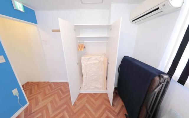 Vivid Zebra House - 197-1