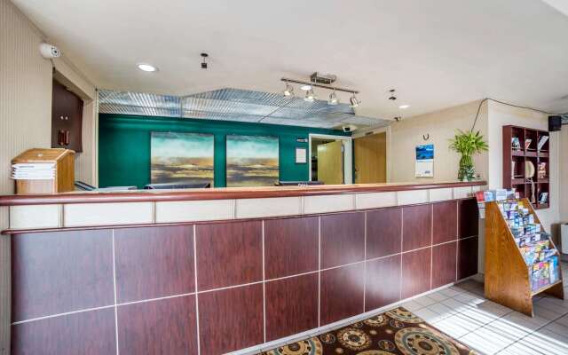 Rodeway Inn & Suites - Nampa