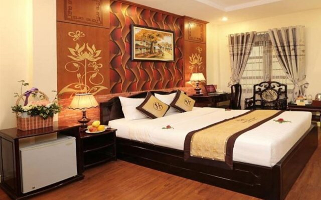 Hanoi Golden Charm Hotel