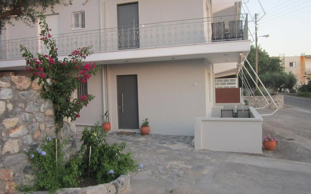 Blue Yard Apartments