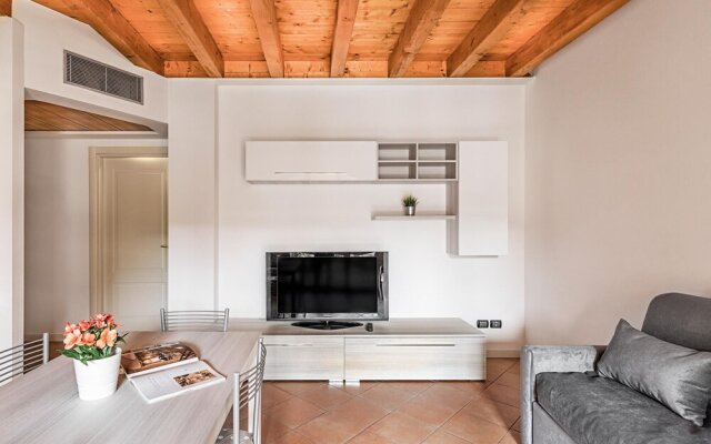Borgo del Torchio A6 Apartment by Wonderful Italy