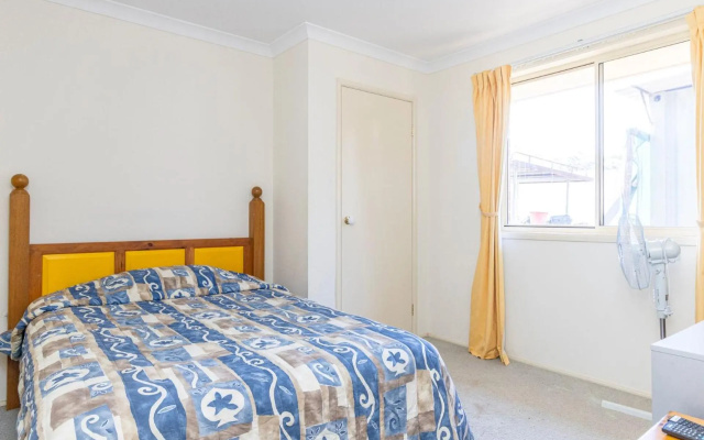 Holiday on the Water – Guest Rooms – Sussex Inlet