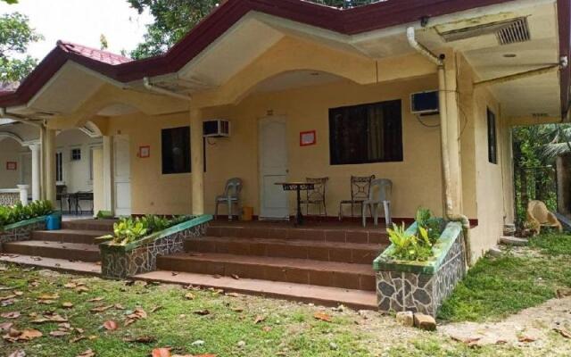 RedDoorz Plus @ Costa Roca Balamban
