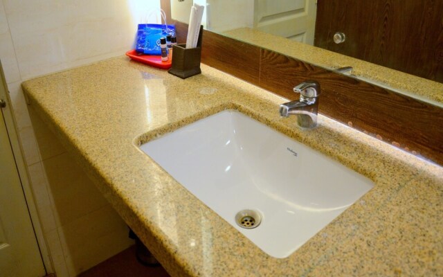 OYO 2376 Bellevue Hotel