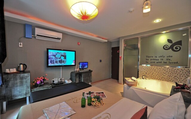 Hotel Mime