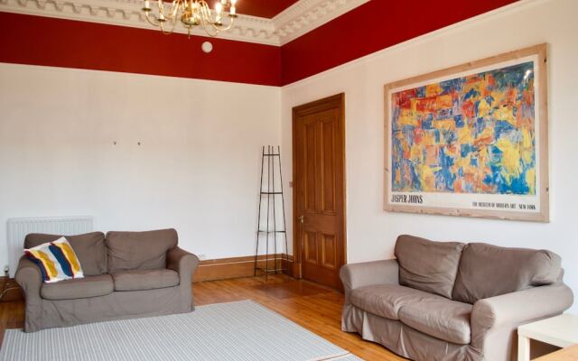 Lovely Grange Conservation Area Ground Flat