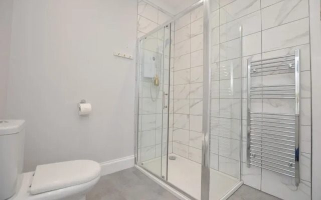 The Gallery Apartment