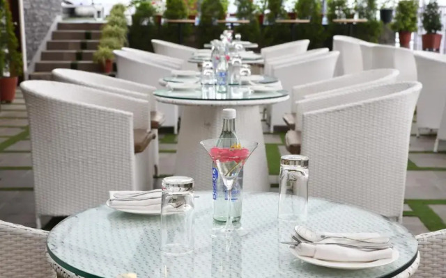 Ramada by Wyndham Gangtok Hotel & Casino Golden