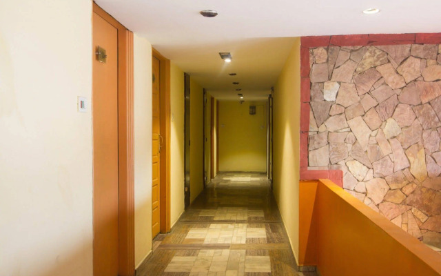 FabHotel Khems Ooty