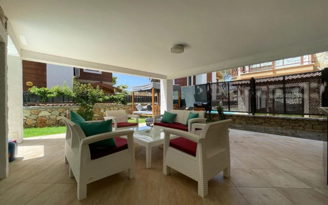 Spectacular Villa With Pool in Gocek Fethiye