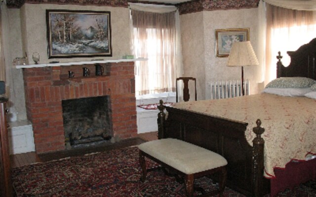 Stonegate Bed and Breakfast