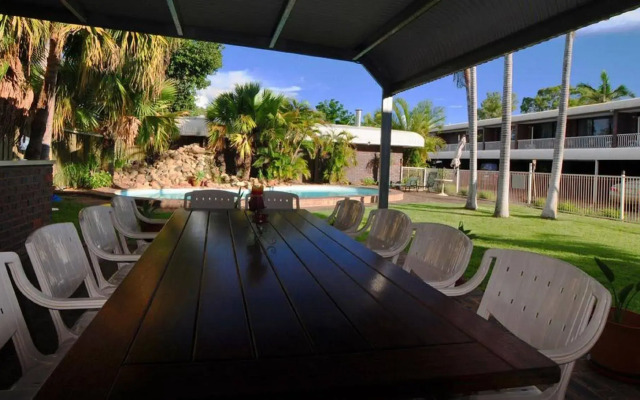 Longreach Motor Inn