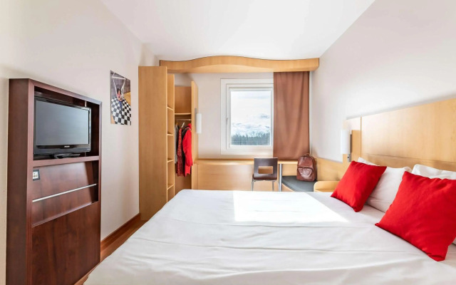 ibis Plzen