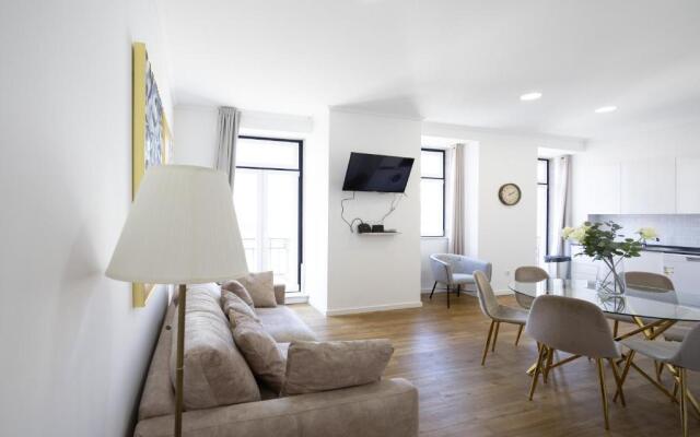 Lisboa Intendente 3Bedroom Apartment with Balcony