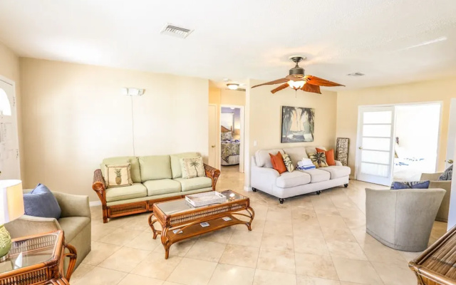 121 Egret Beach House