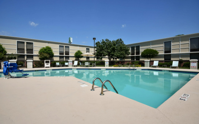 Holiday Inn Lumberton by IHG