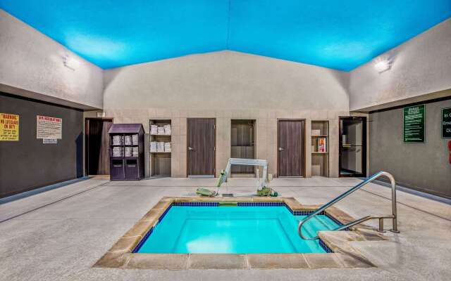 La Quinta Inn & Suites by Wyndham Kearney