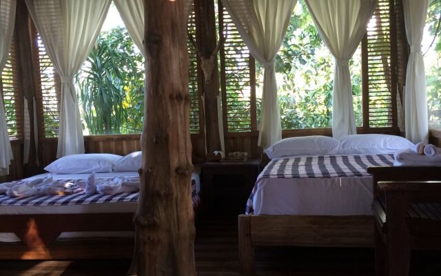 Omunity Bali