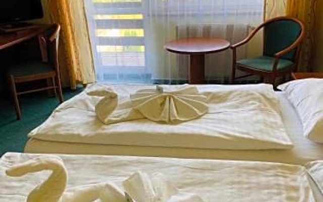 Garni Hotel Pyramida