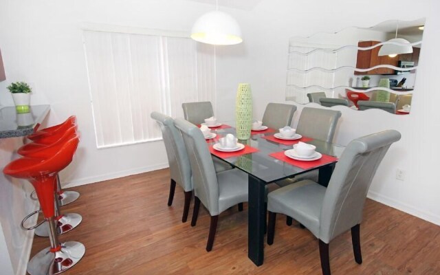 Crystal Cove Resort - 4 Bedroom Holiday House! - FVV 56240