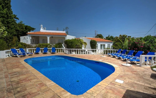 Montenegro Superbly Located Family Vila W