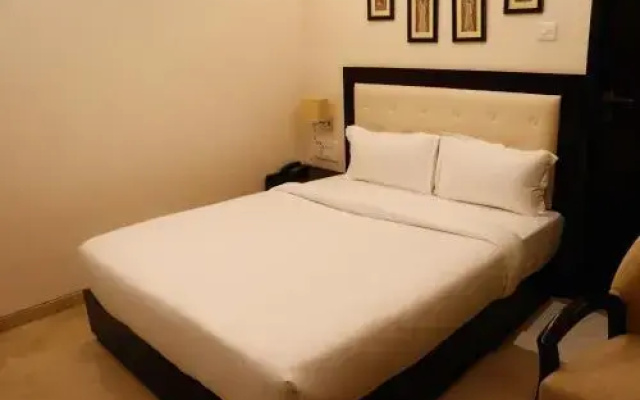 Shri Hotel Kanwar Palace