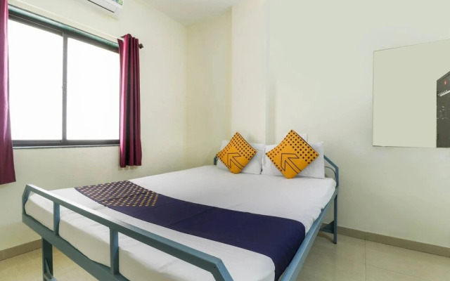 Sai Sidhi Lodge by OYO Rooms