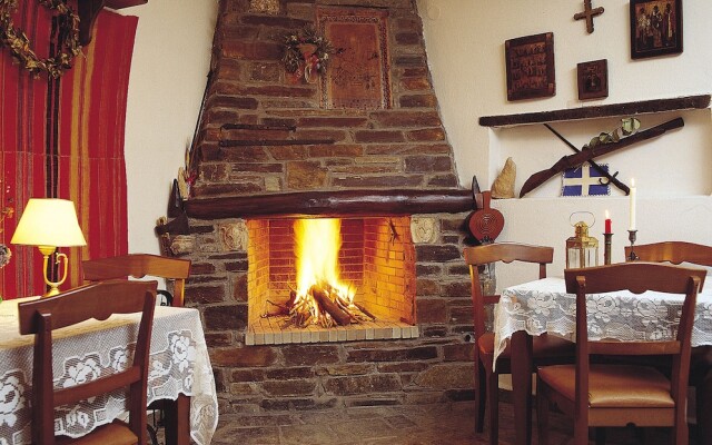 Glorious Peleys Castle Hotel