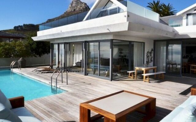 Scandinavian Mansion 9 Bedroom Palace