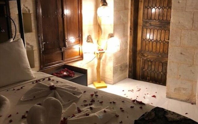 Royal History Butik Otel