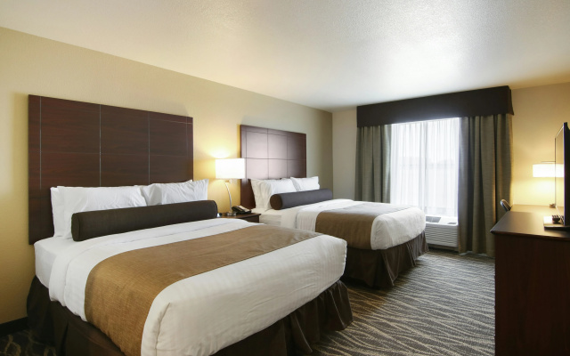 Cobblestone Inn & Suites at UW Stout Downtown Menomonie