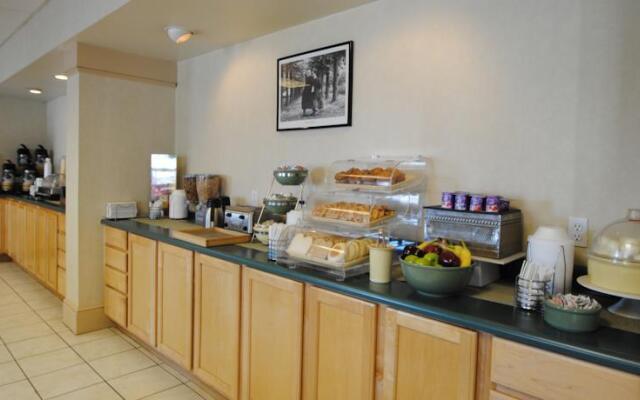Quality Inn Groton