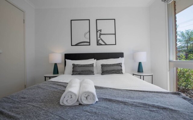 Comfy Beautiful House in Epping