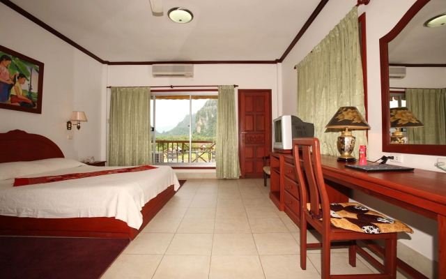 Vansana Vang Vieng