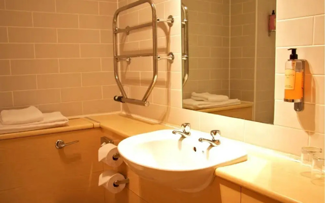 Fernhurst Lodge by Greene King Inns