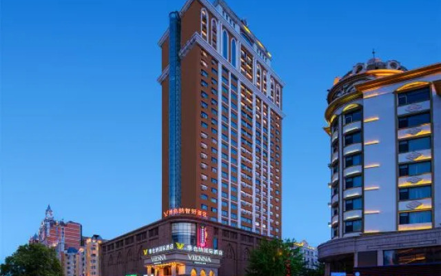 Vienna Classic Hotel (Zhongsujin Street Store, Manzhouli)