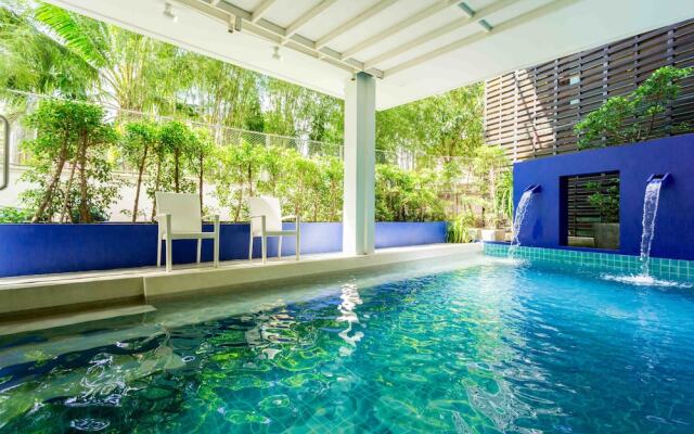 Moxi Boutique Hotel