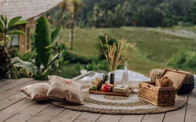 IPIAN CINTA by Pramana Villas