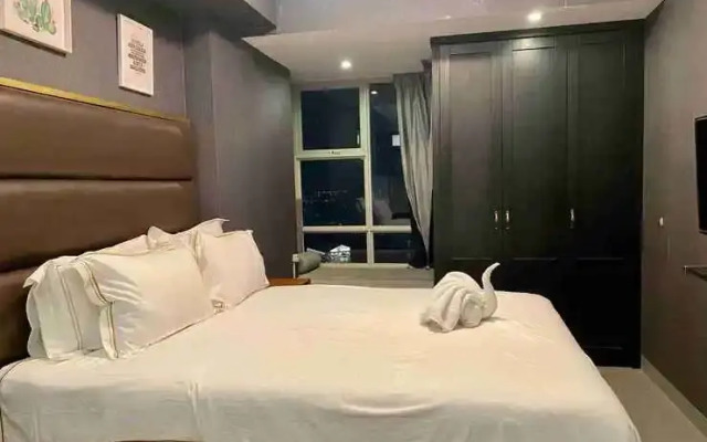 Mantra @ Anderson Apartment