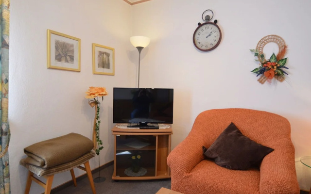 Spacious Apartment In Deudesfeld With Garden