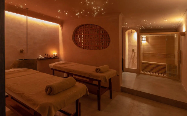 Albatros Spa & Resort Hotel