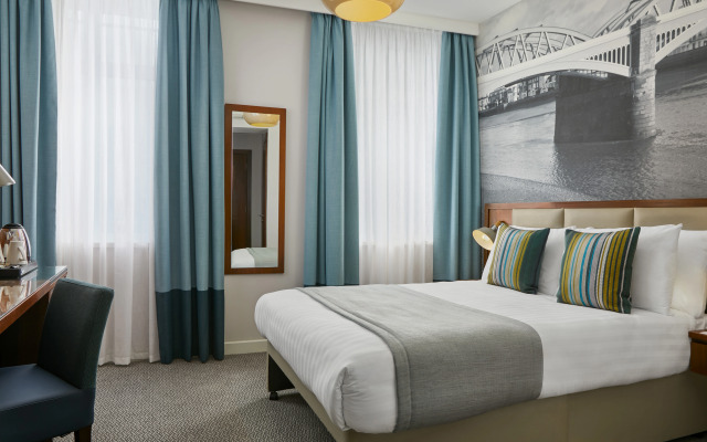 Seraphine Hammersmith Hotel