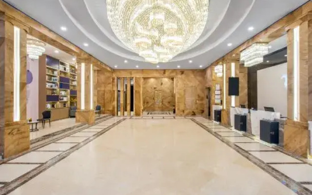 Kyriad Hotel (Xinhua County Government)