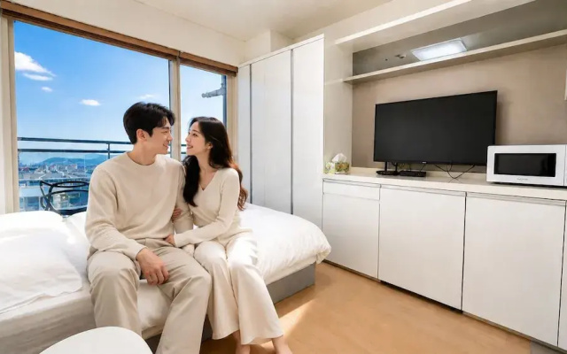 Yeongjong Shine Hotel