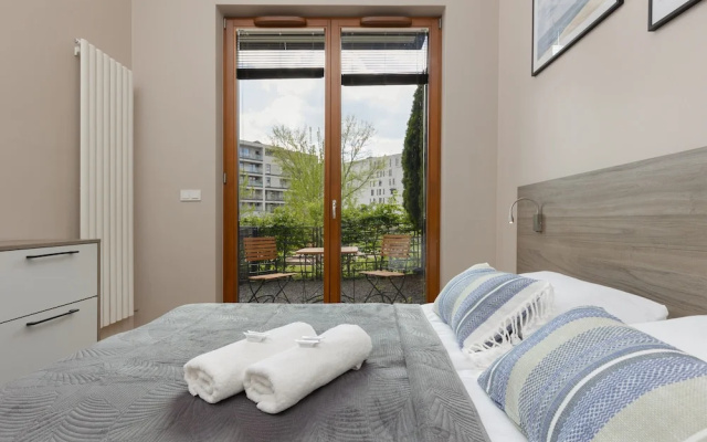 Spacious Apartment Bergamotki by Renters
