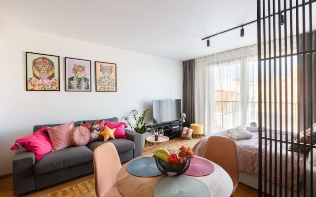 Urban Chic Residences