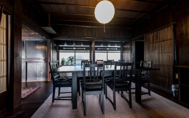 Classic Japan Living Miuraya