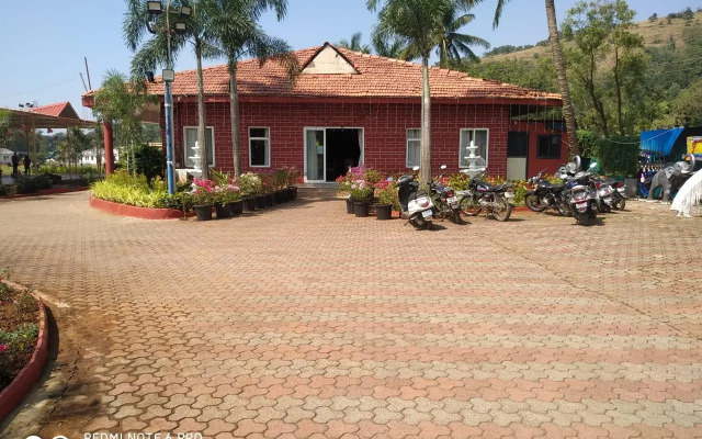 Whispering Woods Resort-Lonavala