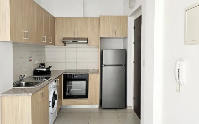 Phaedrus Living Ledras Residences 202